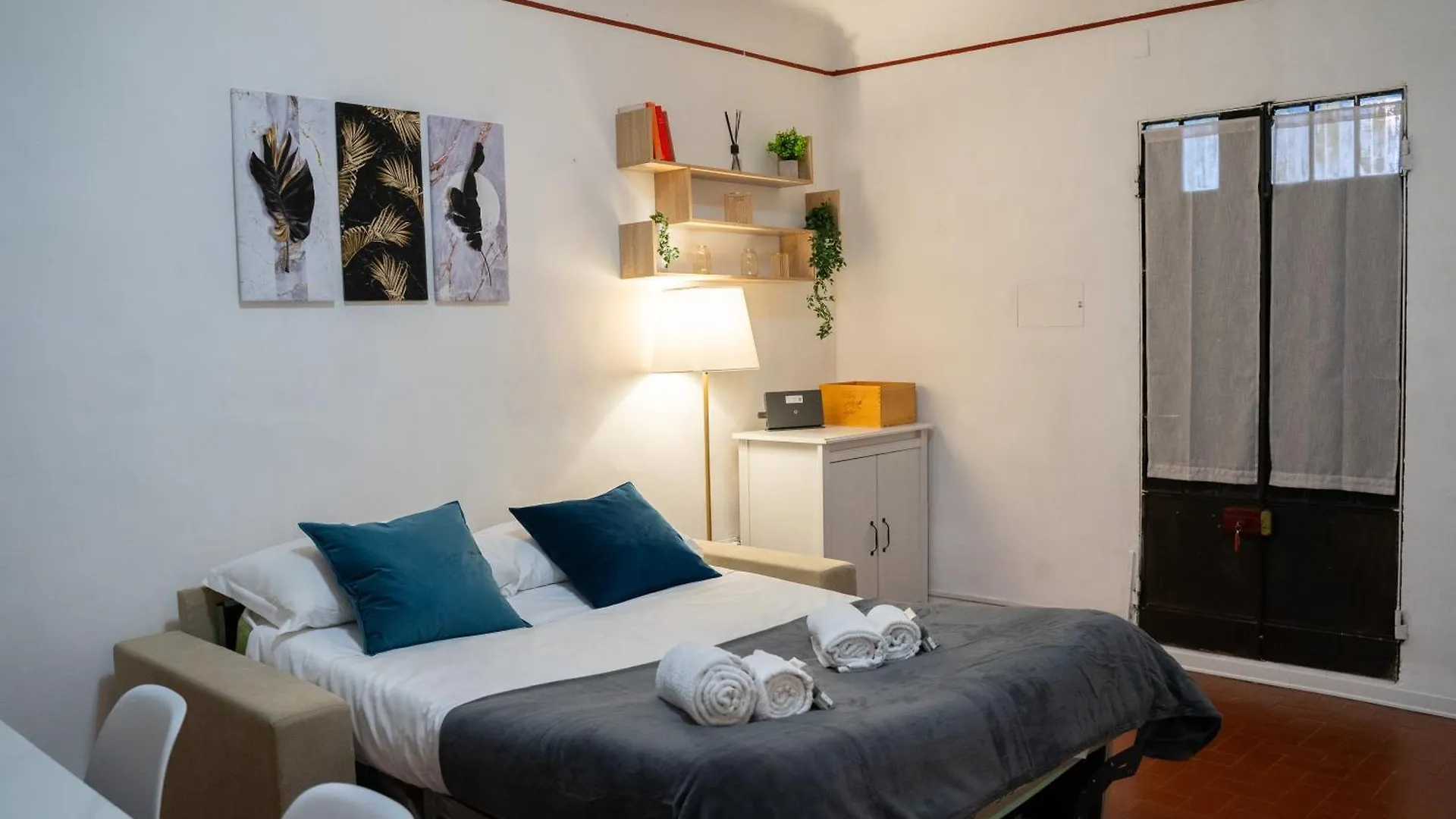 Pitti13 Apartment Florence 0*,  Italy